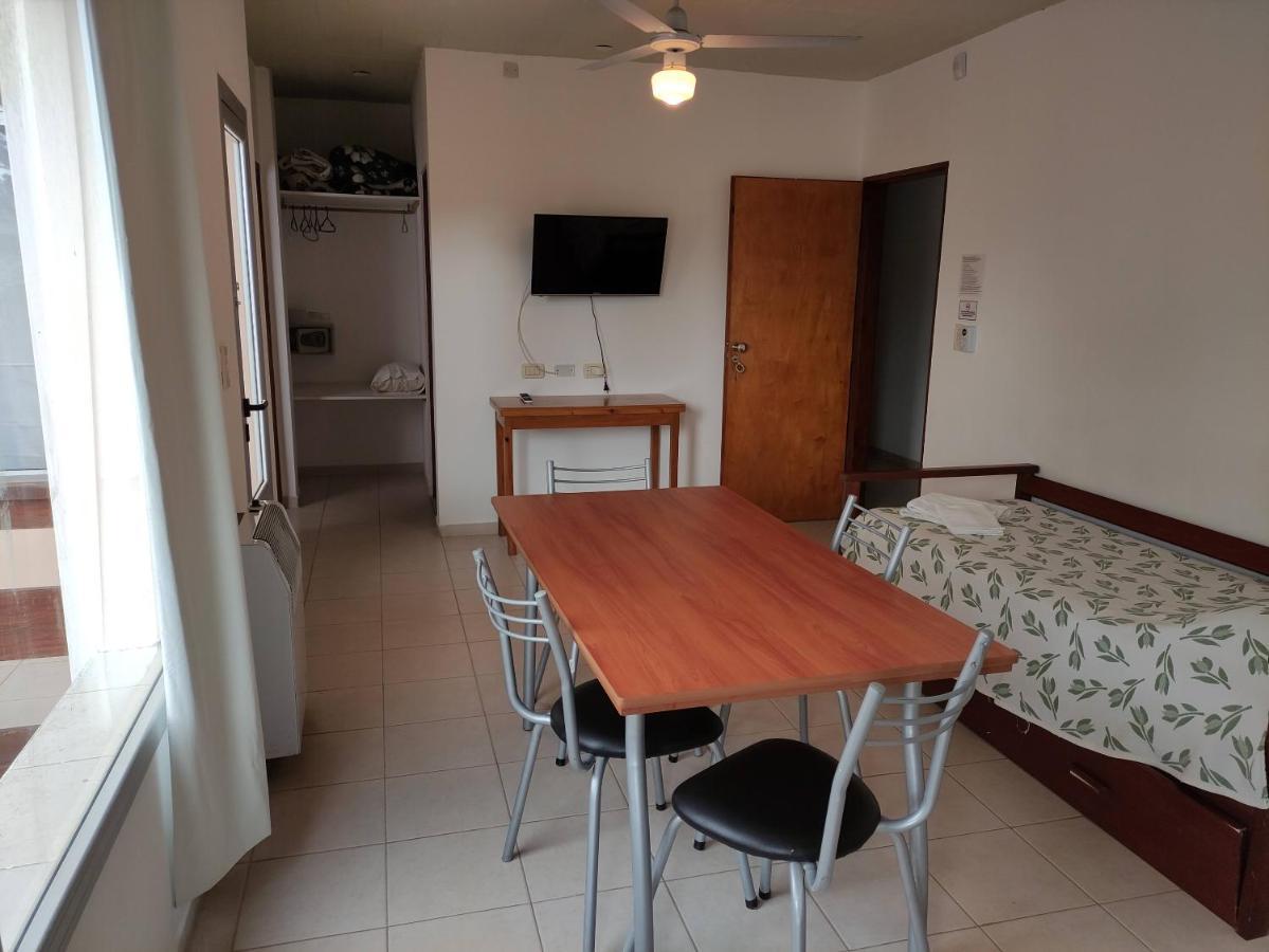 Hosteria Ymaz Villa Gesell Esterno foto