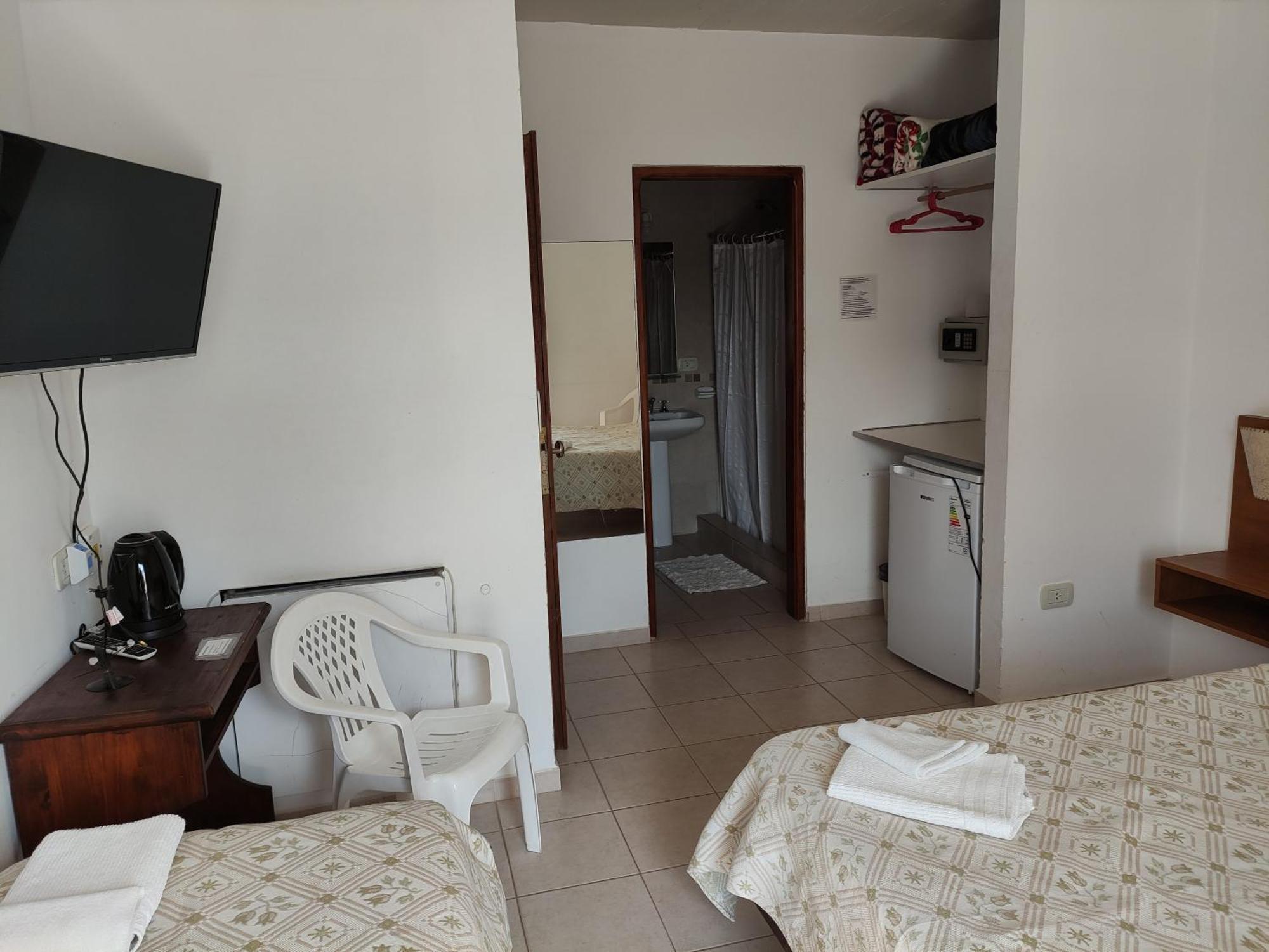 Hosteria Ymaz Villa Gesell Esterno foto